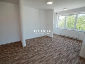 Prodej činžovního domu, Hrušovany nad Jevišovkou, náměstí Míru, 260 m2