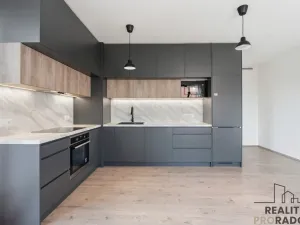 Pronájem bytu 2+kk, Praha - Modřany, Komořanská, 63 m2