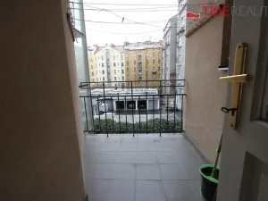 Pronájem bytu 2+kk, Praha - Bubeneč, Eliášova, 60 m2