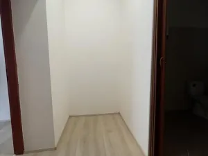Pronájem bytu 1+kk, Chomutov, Blatenská, 28 m2