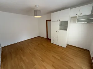 Pronájem bytu 2+kk, Praha - Malešice, U tvrze, 62 m2