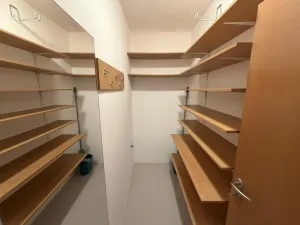 Pronájem bytu 2+kk, Praha - Malešice, U tvrze, 62 m2