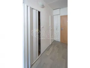 Pronájem bytu 2+kk, Neratovice, Dr. E. Beneše, 48 m2