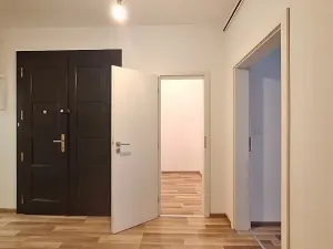 Pronájem bytu 2+1, Praha - Žižkov, Roháčova, 80 m2