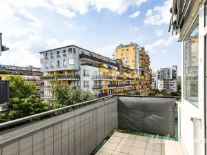 Pronájem bytu 3+kk, Praha - Vysočany, Poděbradská, 64 m2