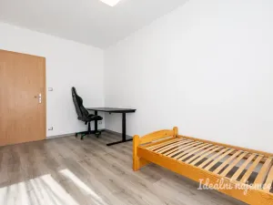 Pronájem bytu 3+kk, Praha - Vysočany, Poděbradská, 64 m2