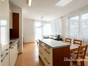 Pronájem bytu 3+kk, Praha - Vysočany, Poděbradská, 64 m2