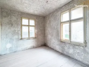 Prodej rodinného domu, Kraslice, Dukelská, 267 m2