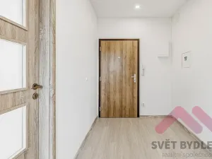 Pronájem bytu 1+kk, Praha - Hloubětín, Pokorného, 33 m2