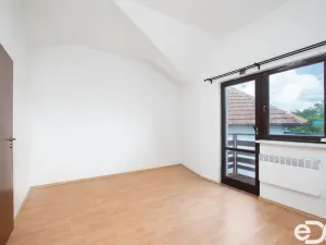 Pronájem bytu 2+1, Opatovice nad Labem, Hradecká, 54 m2