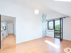 Pronájem bytu 2+1, Opatovice nad Labem, Hradecká, 54 m2
