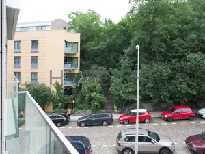 Pronájem bytu 2+kk, Praha - Smíchov, Mozartova, 46 m2