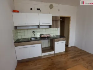 Pronájem bytu 1+kk, Tachov, Bělojarská, 22 m2