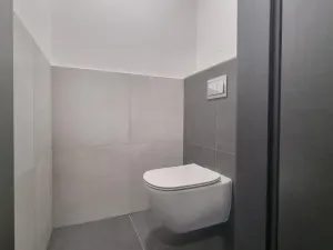 Pronájem bytu 2+kk, Pardubice - Zelené Předměstí, Pod Vinicí, 63 m2