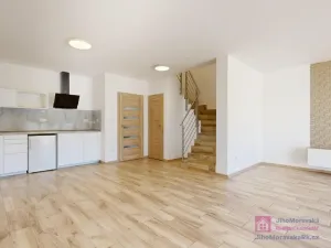 Prodej bytu 3+kk, Břeclav - Charvátská Nová Ves, Kapusty, 141 m2
