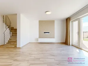 Prodej bytu 3+kk, Břeclav - Charvátská Nová Ves, Kapusty, 141 m2