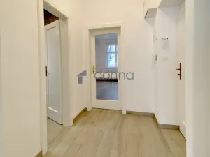 Pronájem bytu 2+kk, Praha, Velvarská, 38 m2