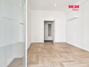 Pronájem bytu 2+kk, Praha - Bubeneč, Eliášova, 59 m2
