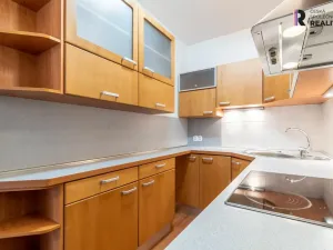 Pronájem bytu 2+kk, Benešov, Dukelská, 53 m2