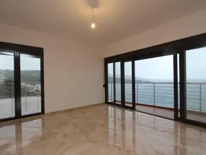 Prodej bytu 4+kk, Dobrá Voda, Černá Hora, 126 m2