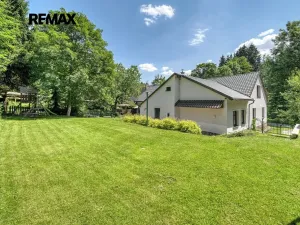 Prodej rodinného domu, Radvanice, 215 m2