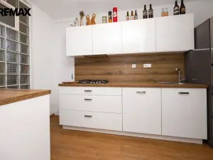 Prodej bytu 4+1, Hradec Králové, Baarova, 107 m2