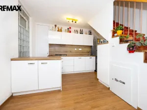 Prodej bytu 4+1, Hradec Králové, Baarova, 107 m2