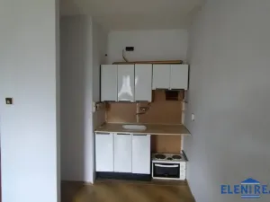 Pronájem bytu 1+kk, Jeseník, Horská, 25 m2