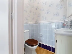 Prodej bytu 3+1, Karlovy Vary, Vítězná, 89 m2