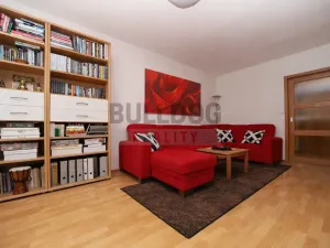 Pronájem bytu 3+kk, Praha - Vršovice, Tádžická, 80 m2