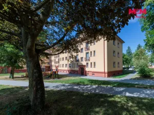 Prodej bytu 3+1, Ostrov, Masarykova, 87 m2