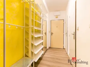 Prodej bytu 2+1, Slavkov u Brna, Komenského náměstí, 53 m2