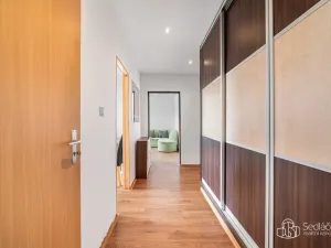 Prodej bytu 2+1, Chodov, Zahradní, 52 m2