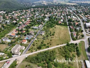 Prodej pozemku pro bydlení, Černošice, 1831 m2