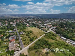 Prodej pozemku pro bydlení, Černošice, 1831 m2