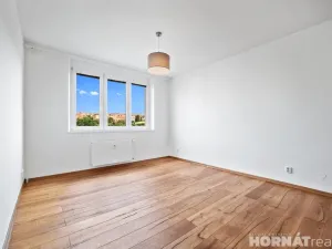 Prodej bytu 3+kk, Praha - Vršovice, Vršovická, 87 m2