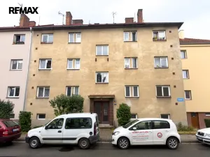 Pronájem bytu 2+1, Hradec Králové, Ladova, 56 m2