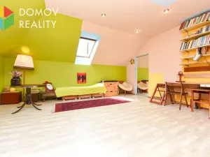 Prodej rodinného domu, Praha, Meziluží, 160 m2