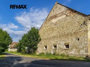 Prodej zemědělského objektu, Počedělice, 2500 m2