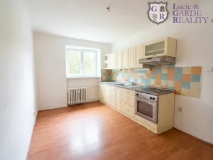 Prodej bytu 2+1, Sezimovo Ústí, Táboritů, 56 m2