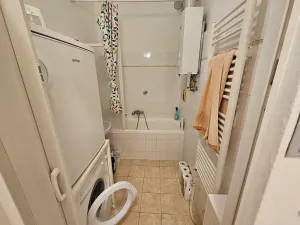 Pronájem bytu 1+kk, Praha - Žižkov, Čajkovského, 35 m2