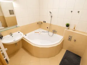 Prodej bytu 2+kk, Praha - Košíře, Plzeňská, 57 m2