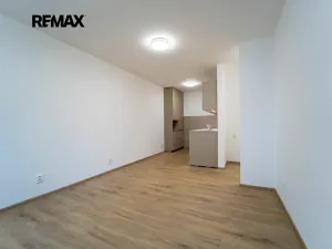 Pronájem bytu 2+kk, Kolín, Klenovecká, 44 m2