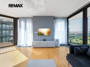 Pronájem bytu 2+kk, Praha - Žižkov, Ke kapslovně, 70 m2