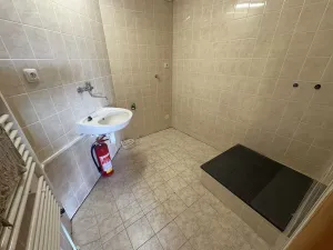 Pronájem kanceláře, Jičín, Husova, 59 m2