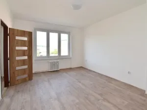 Pronájem bytu 2+1, Klášterec nad Ohří, Václava Řezáče, 57 m2