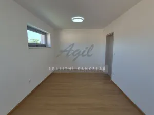 Pronájem rodinného domu, Šlapanice, 47 m2