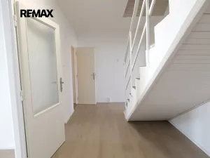 Pronájem bytu 4+1, Praha - Krč, V Štíhlách, 78 m2