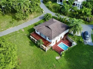 Prodej rodinného domu, French Harbour, Honduras, 185 m2