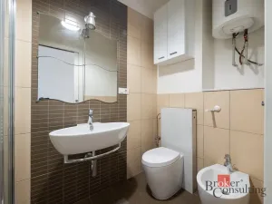 Pronájem bytu 2+kk, Praha - Smíchov, Preslova, 43 m2